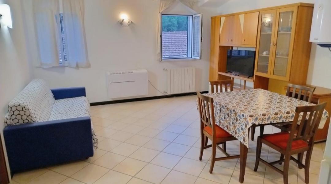 Ferienwohnung Bilocale A 15 Min Da Alassio E Albenga Ranzo-Borgo Exterior foto